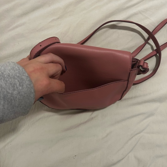 Cross body pink bag - Picture 3 of 3